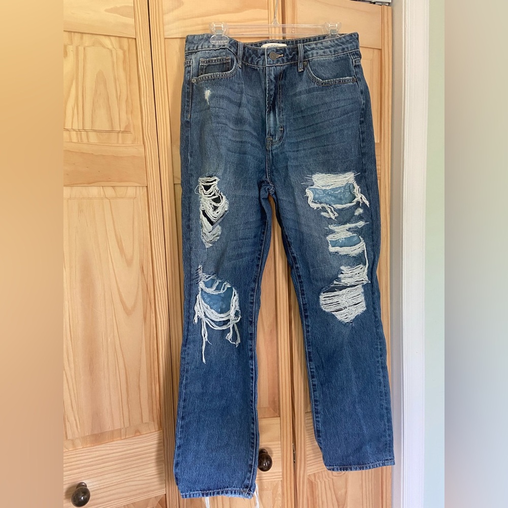 Hidden 31” distressed jeans NWOT